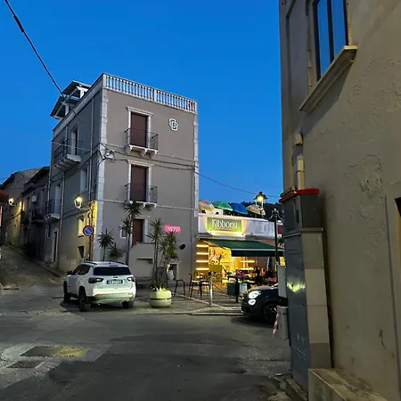 Accommodation Santa Domenica