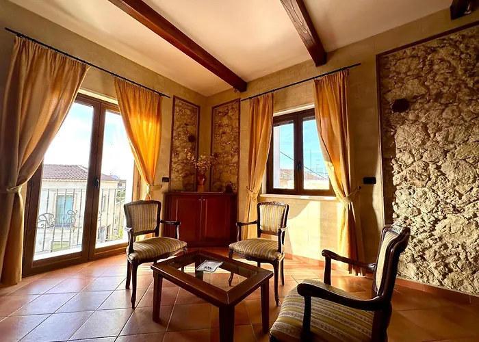 Luxury Alojamento de Acomodação e Pequeno-almoço 4*