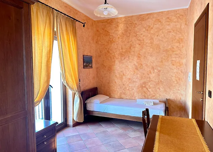 Alojamento de Acomodação e Pequeno-almoço Luxury 4*